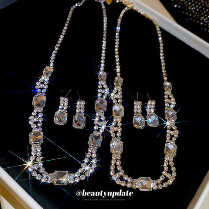 Quadrilateral Copper Jewelry Set For Women Featuring Rhinestones In Golden Color