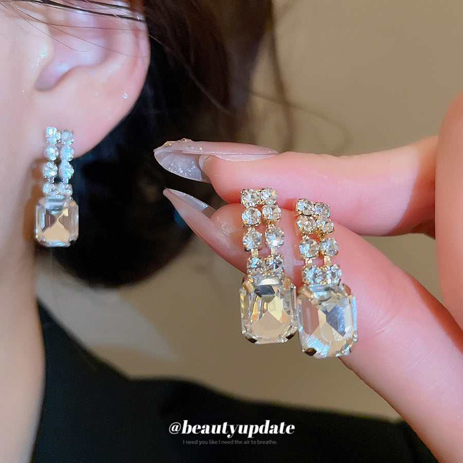 Quadrilateral Copper Jewelry Set For Women Featuring Rhinestones In Golden Color
