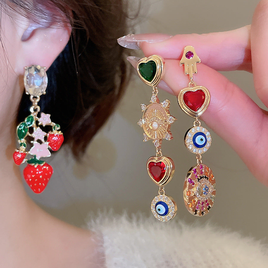 Retro Heart Shape Stud Earrings For Women In Copper With Zircon Inlay