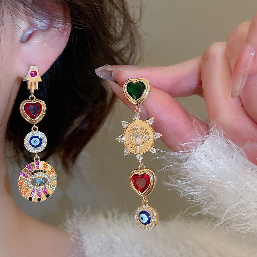 Retro Heart Shape Stud Earrings For Women In Copper With Zircon Inlay
