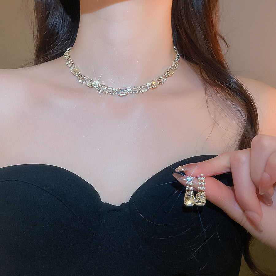 Quadrilateral Copper Jewelry Set For Women Featuring Rhinestones In Golden Color