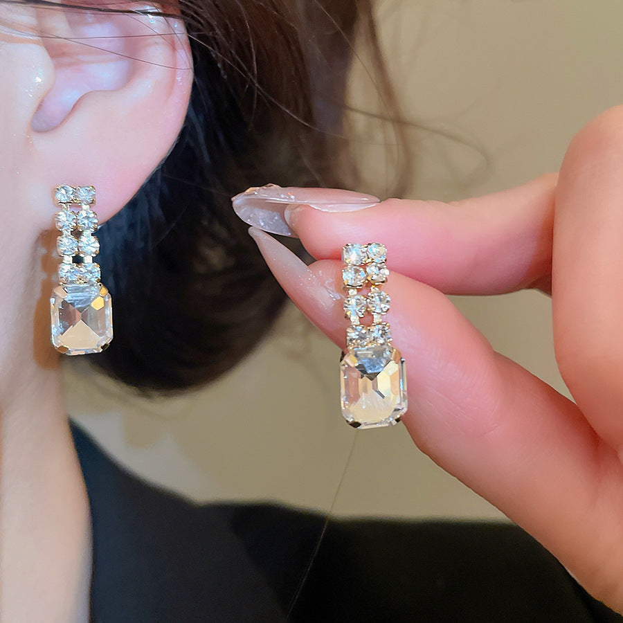 Quadrilateral Copper Jewelry Set For Women Featuring Rhinestones In Golden Color