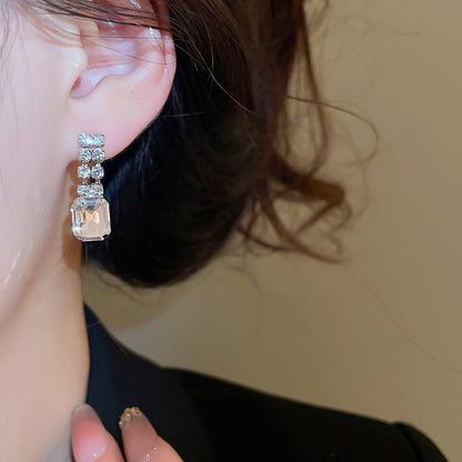 Quadrilateral Copper Jewelry Set For Women Featuring Rhinestones In Golden Color