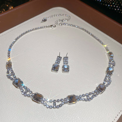 Quadrilateral Copper Jewelry Set For Women Featuring Rhinestones In Golden Color