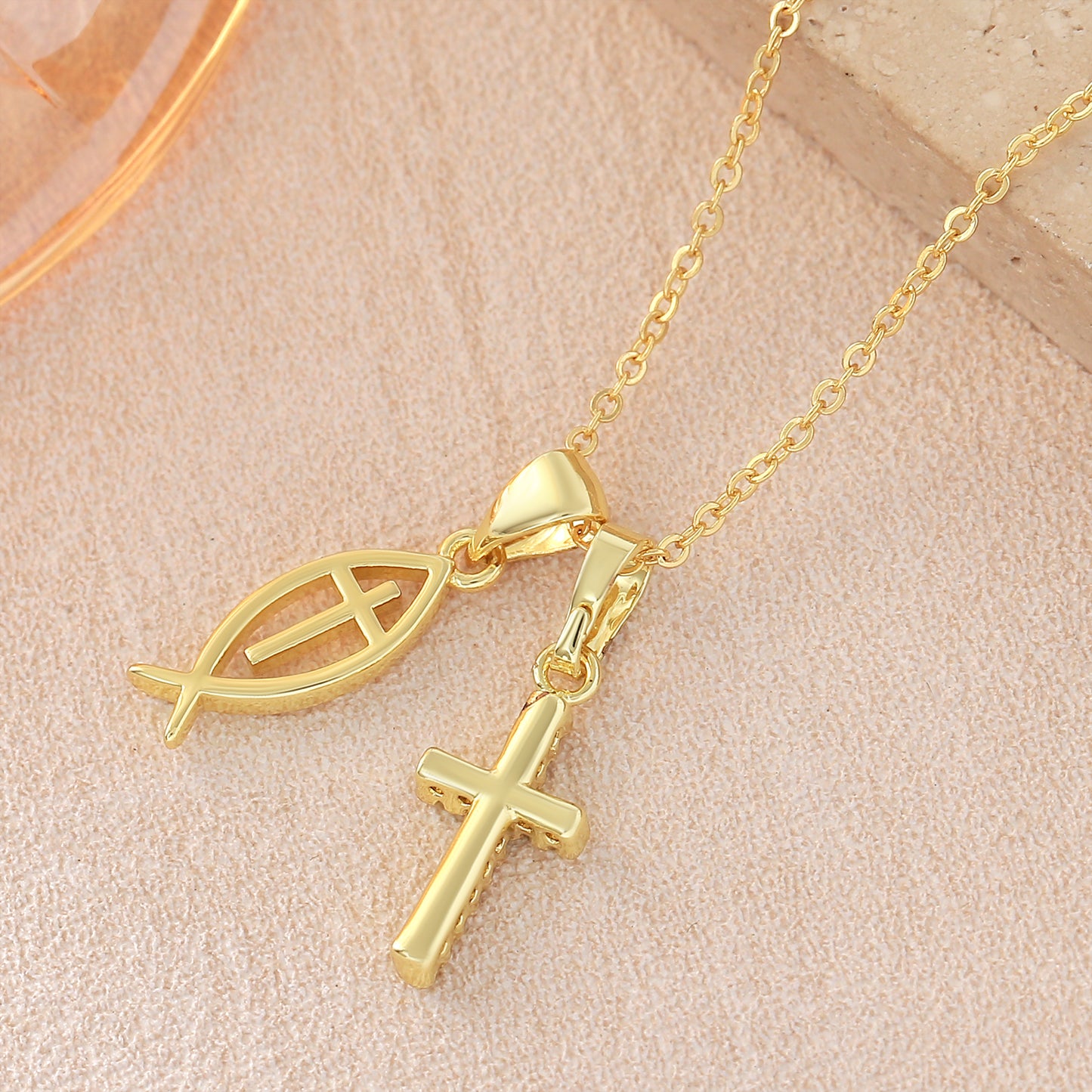 Cross Pendant Necklace For Women In Copper With 18K Real Gold Plated Finish Featuring Zircon On Cable Chain