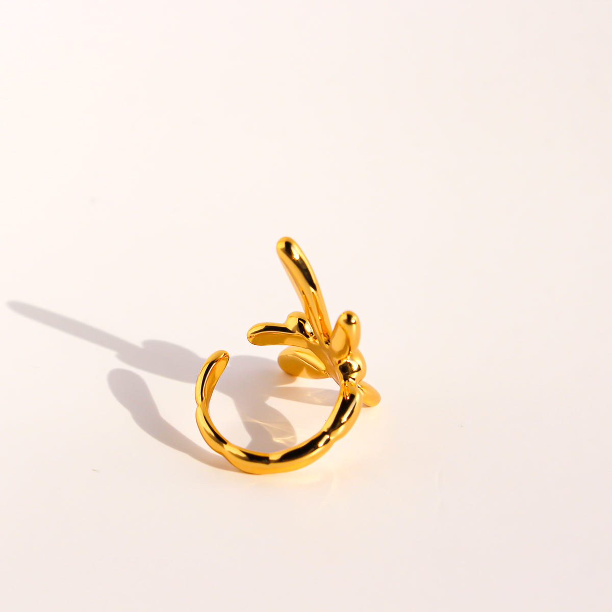 Classic Golden Brass Geometric Earrings For Women With Three-dimensional Design, Perfect For Casual Wear