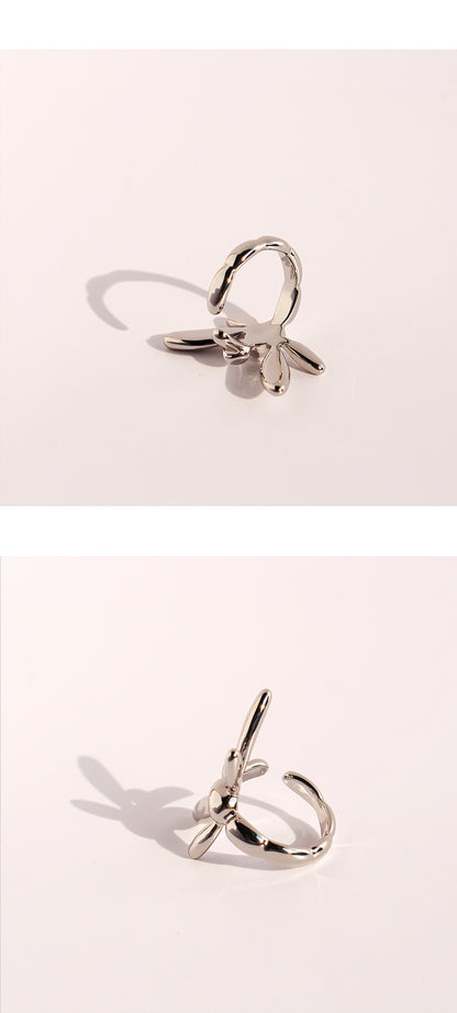 Classic Golden Brass Geometric Earrings For Women With Three-dimensional Design, Perfect For Casual Wear