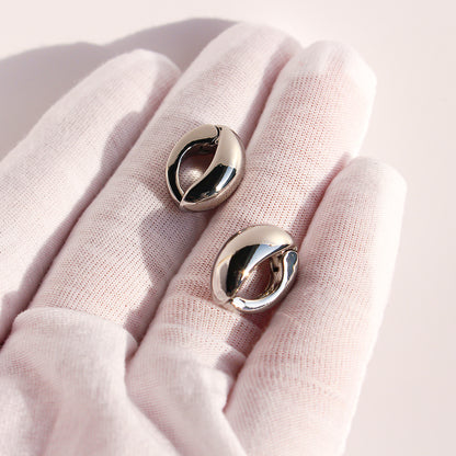Classic Golden Brass Geometric Earrings For Women With Three-dimensional Craft, Perfect For Casual Wear
