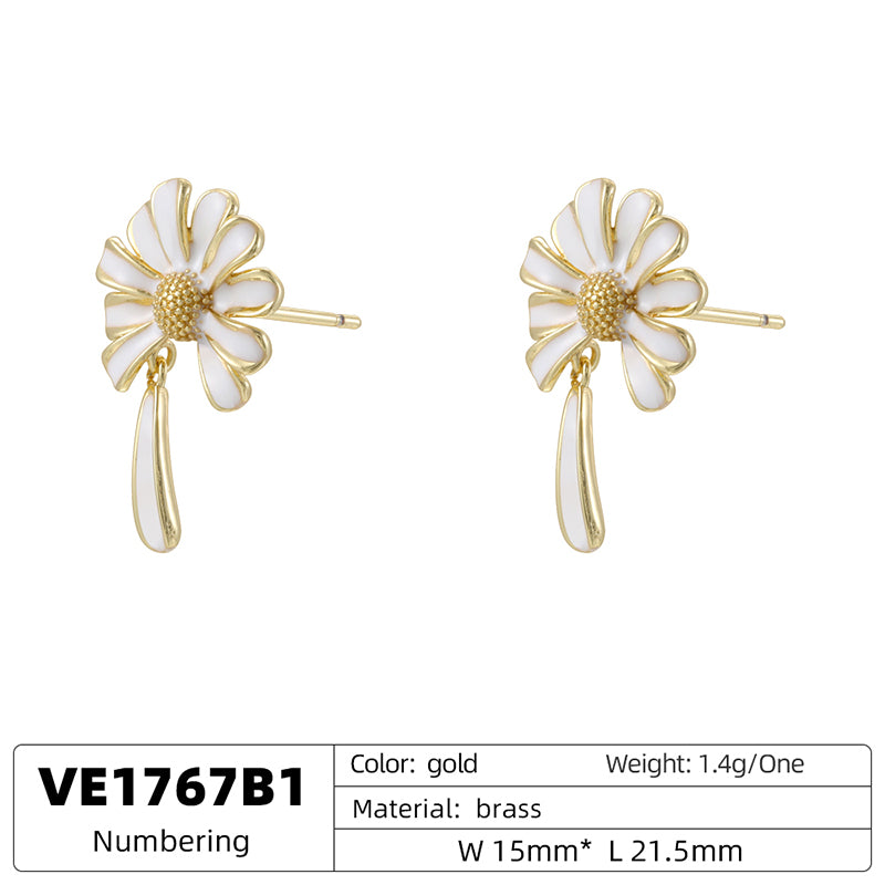 Sweet Flowers Jewelry Set For Birthday Featuring Copper Material With 18K Real Gold Plated Finish And O Chain Type