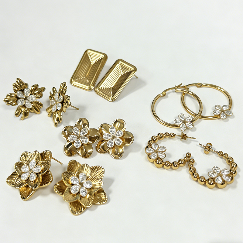 Round Stud Earrings For Women In 304 Stainless Steel With 18K Real Gold Plating And Zircon Inlay, Perfect For New Year