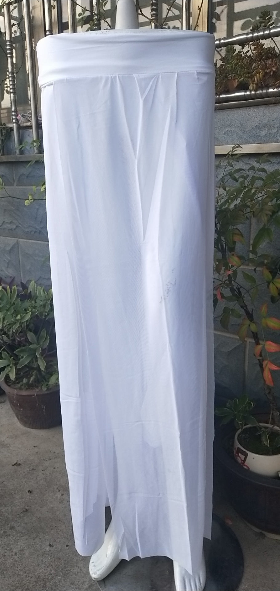 Women’s Rose Red Collarless Gauze Skirt Beach Dress, Perfect For Beach Outings