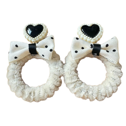 Polka Dots Ear Cuffs For Women Featuring Alloy Material, Stylish And Lightweight Earrings
