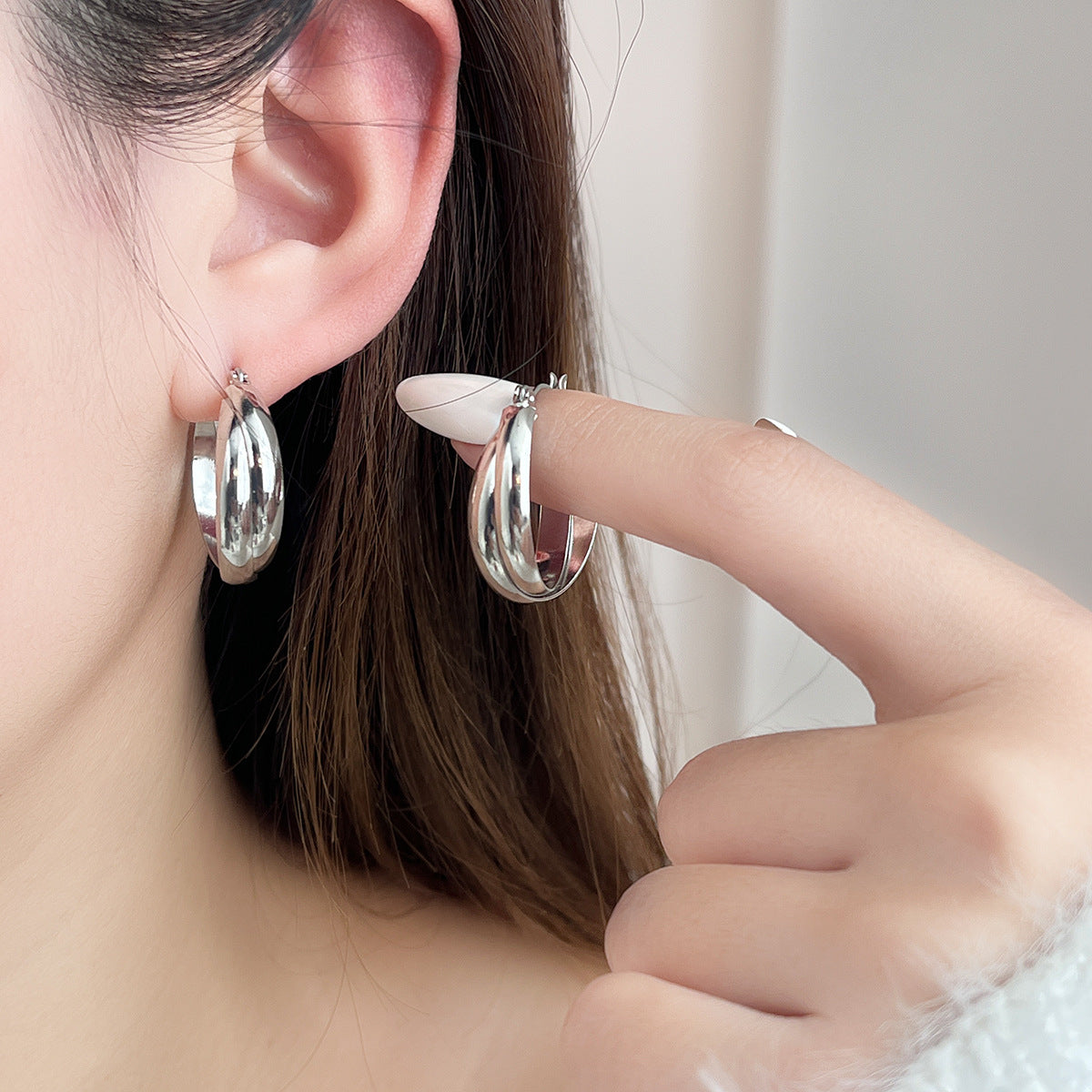 Sweet Circle Earrings For Women Made Of Durable Zinc Alloy, Stylish And Lightweight