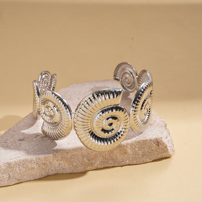 For Bangle In Golden Metal, Stylish And Durable Accessory For Everyday Wear