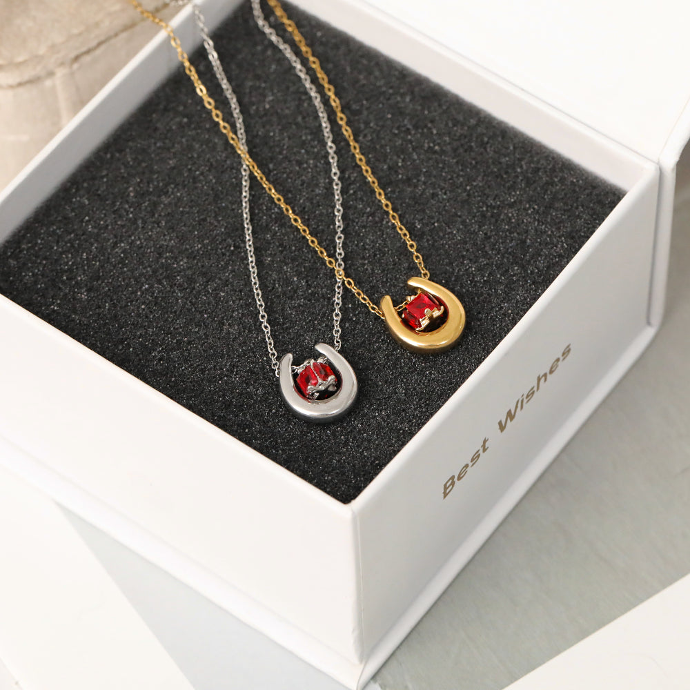 Marine Style Horseshoe Choker For Women In 304 Stainless Steel With 18K Real Gold Plated And Zircon Inlay On Cable Chain