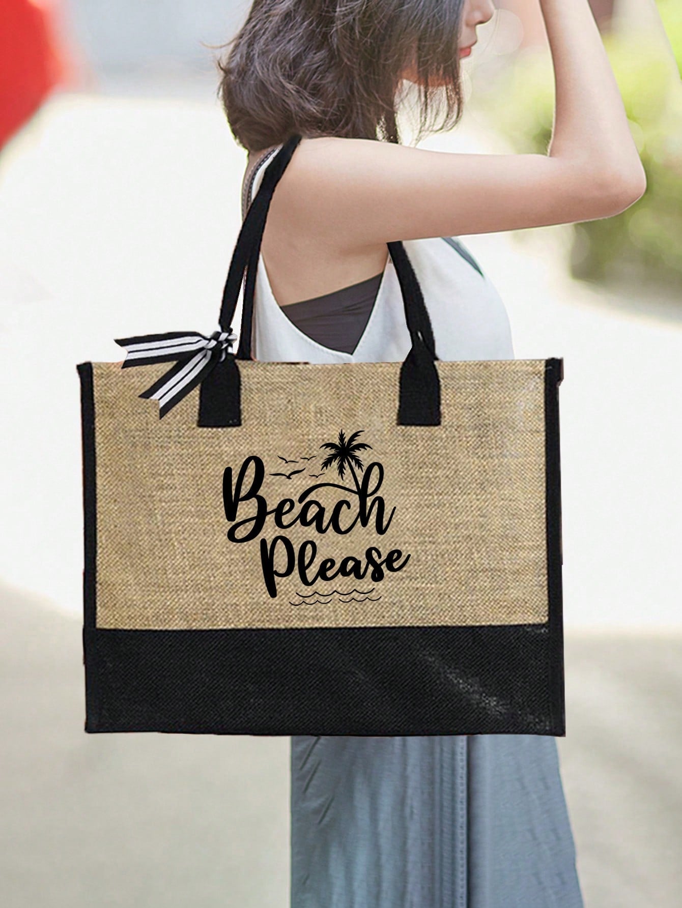 Unisex Polyester Shoulder Bag In Square Shape For All Seasons