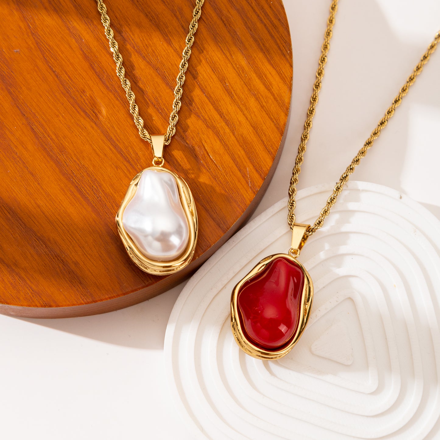 For Adults Irregular Pendant Necklace In 304 Stainless Steel With 18K Real Gold Plated And Imitation Pearl On Twisted Rope Chain