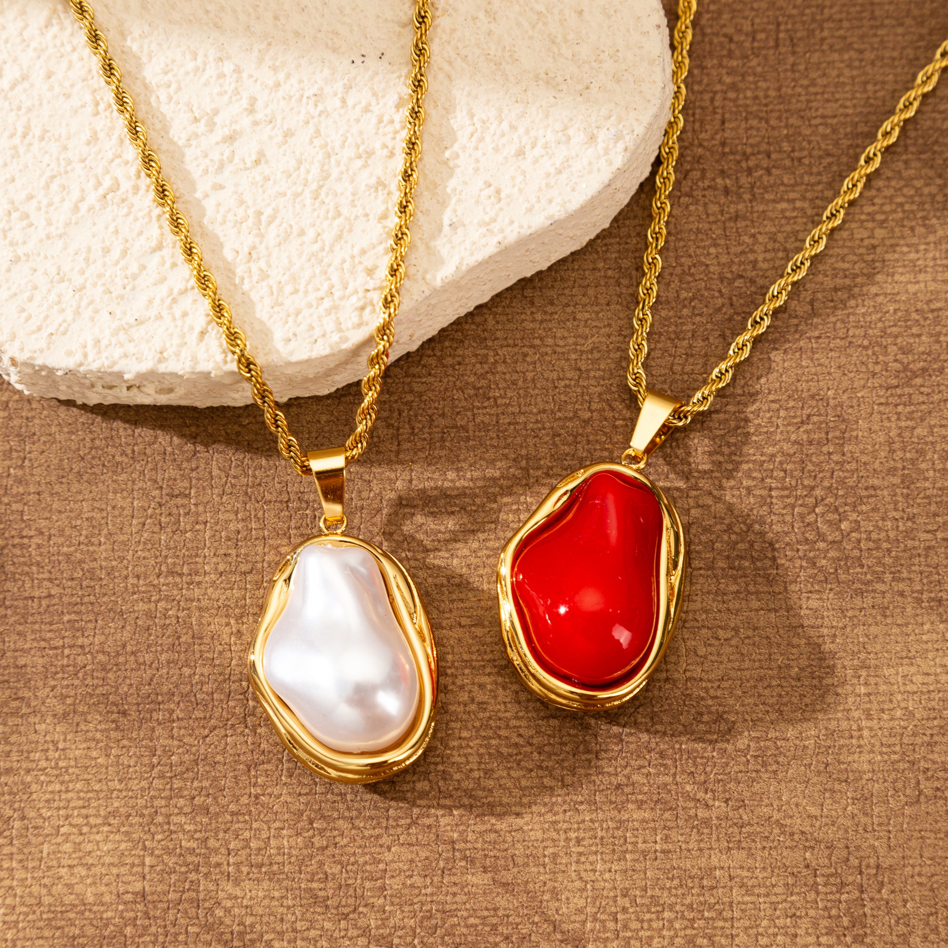 For Adults Irregular Pendant Necklace In 304 Stainless Steel With 18K Real Gold Plated And Imitation Pearl On Twisted Rope Chain