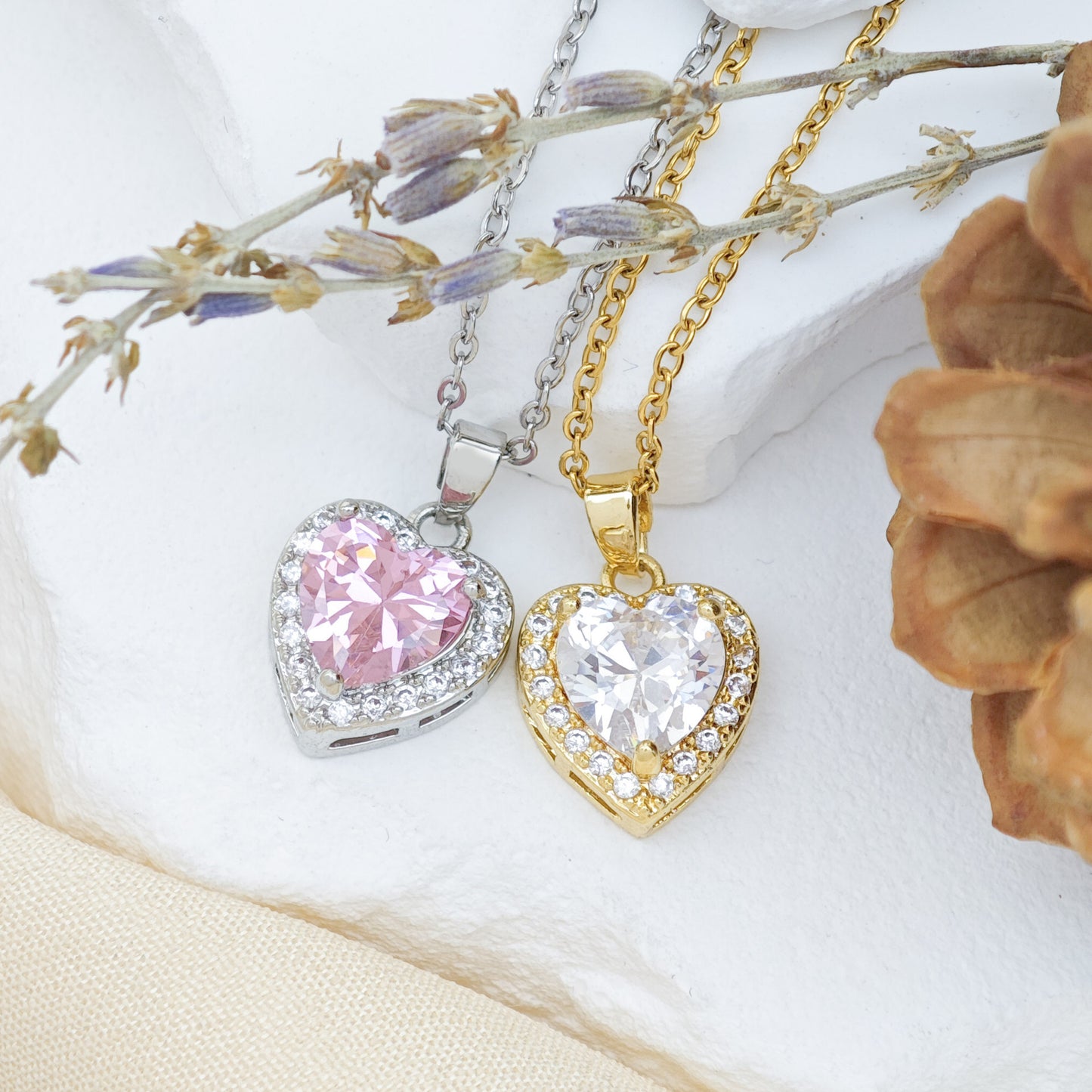 Heart Shape Necklace For Women In New Style Made Of Titanium Steel, Available In Golden Color