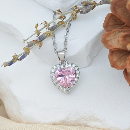 Heart Shape Necklace For Women In New Style Made Of Titanium Steel, Available In Golden Color