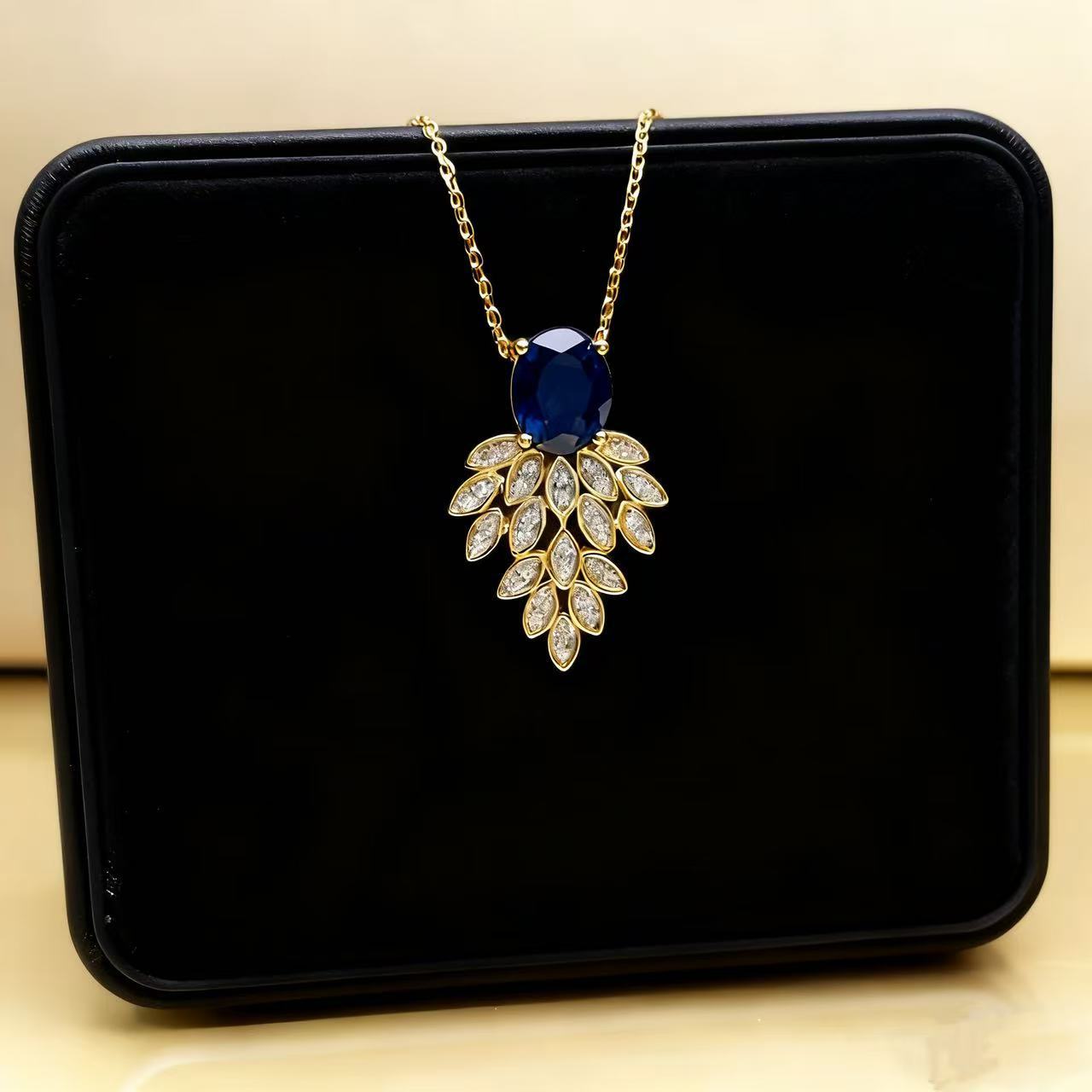 Leaves Necklace For Women Featuring PVD Coated Titanium Steel With Golden Cable Chain