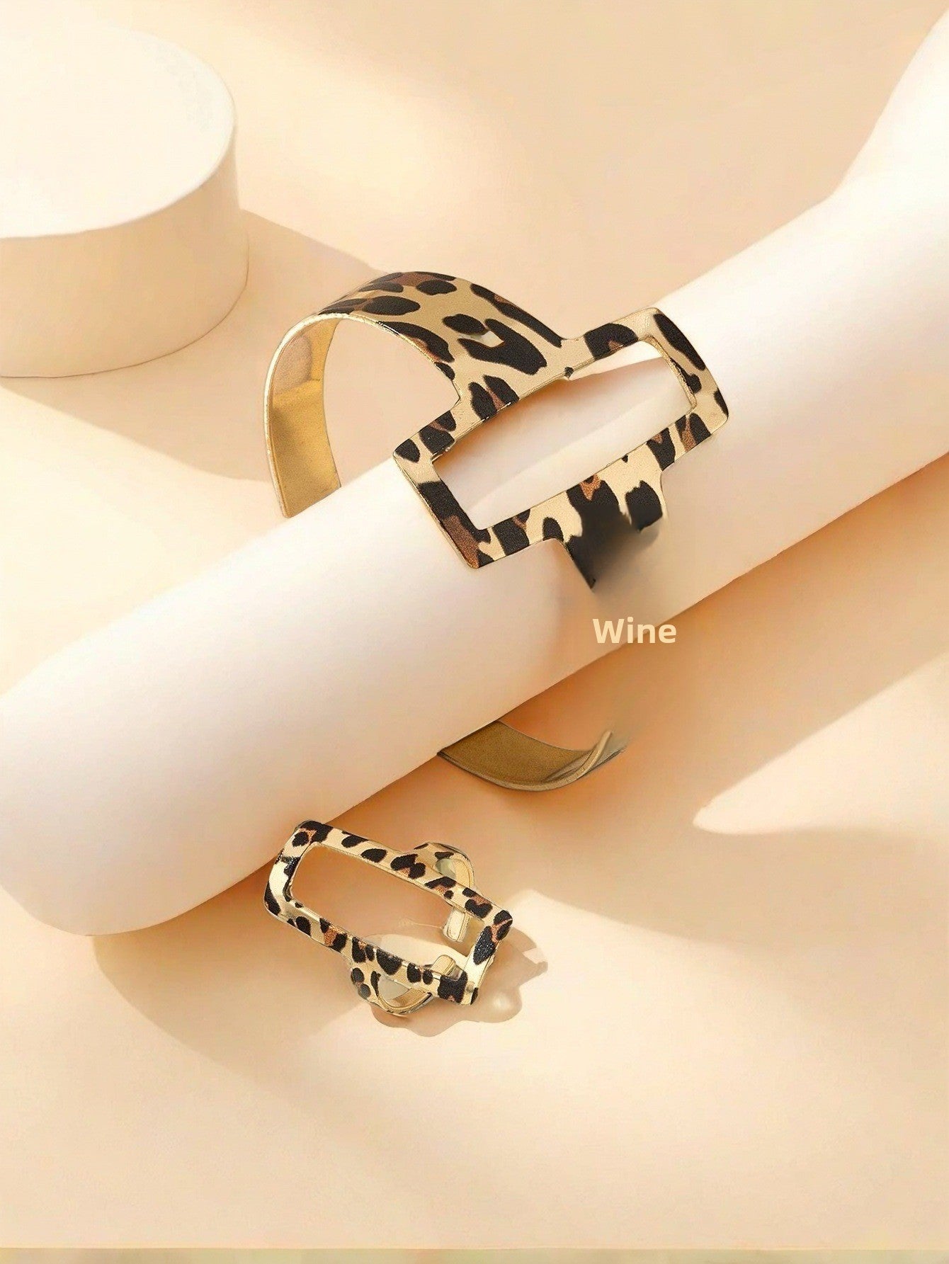 Geometric Metal Jewelry Set With Leopard Print Design
