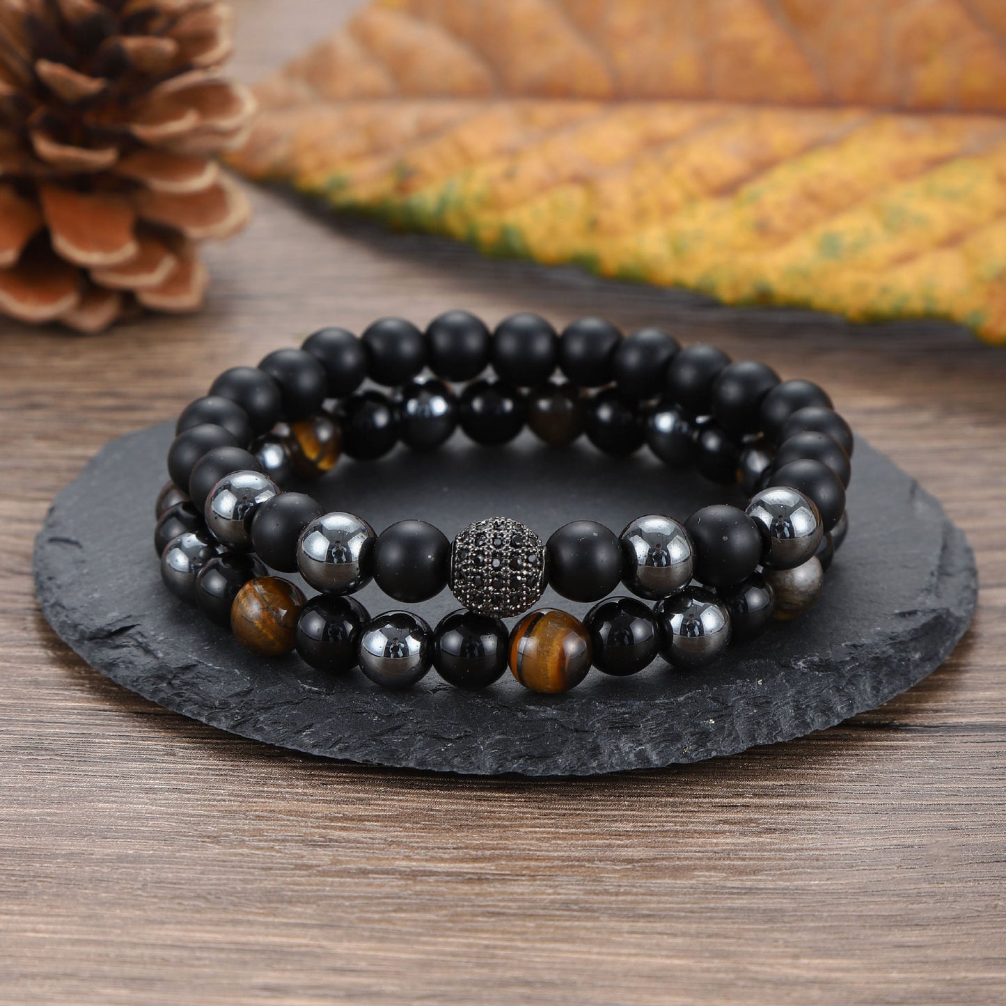 Men's Black Beaded Bracelet Featuring Elegant Beading Craftsmanship
