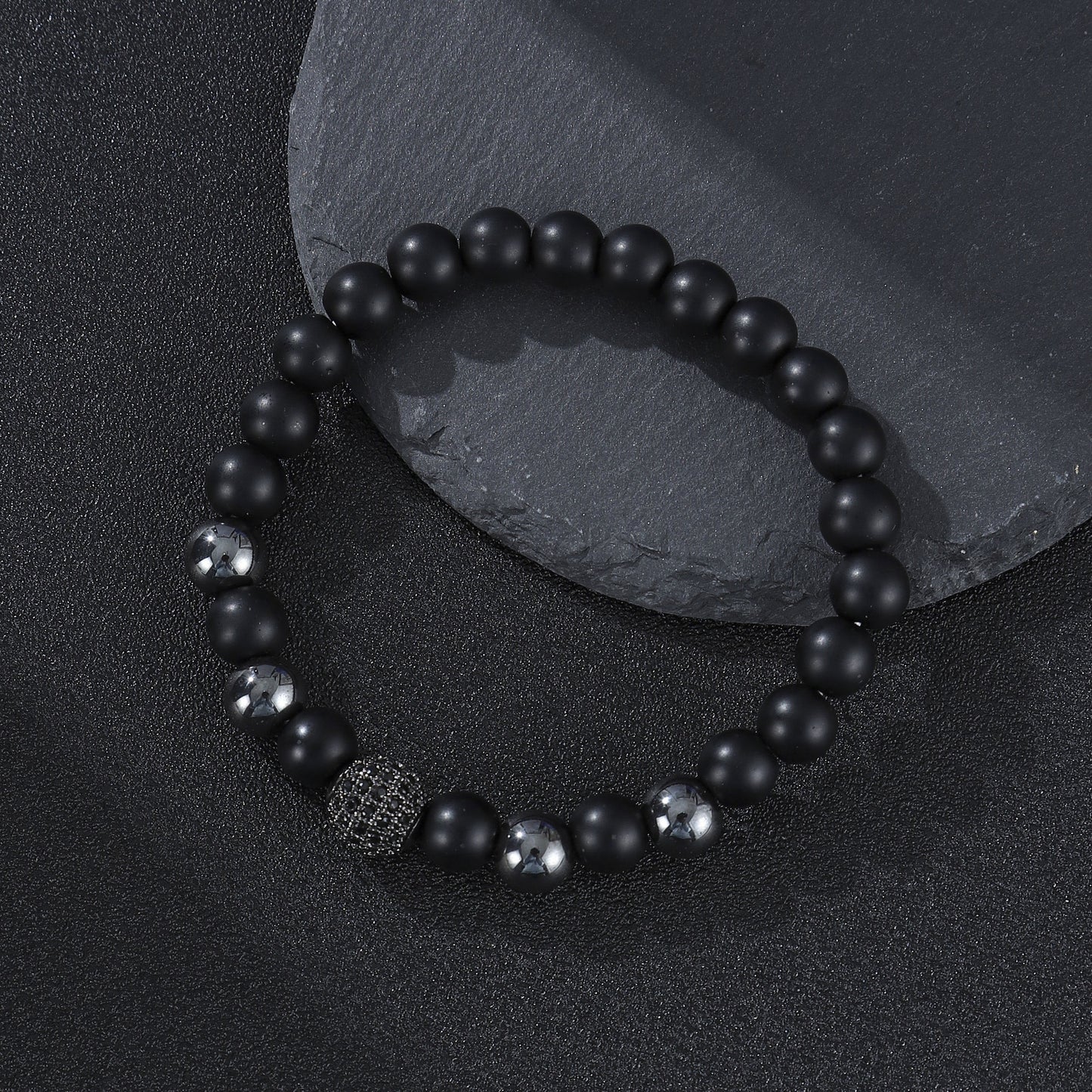 Men's Black Beaded Bracelet Featuring Elegant Beading Craftsmanship