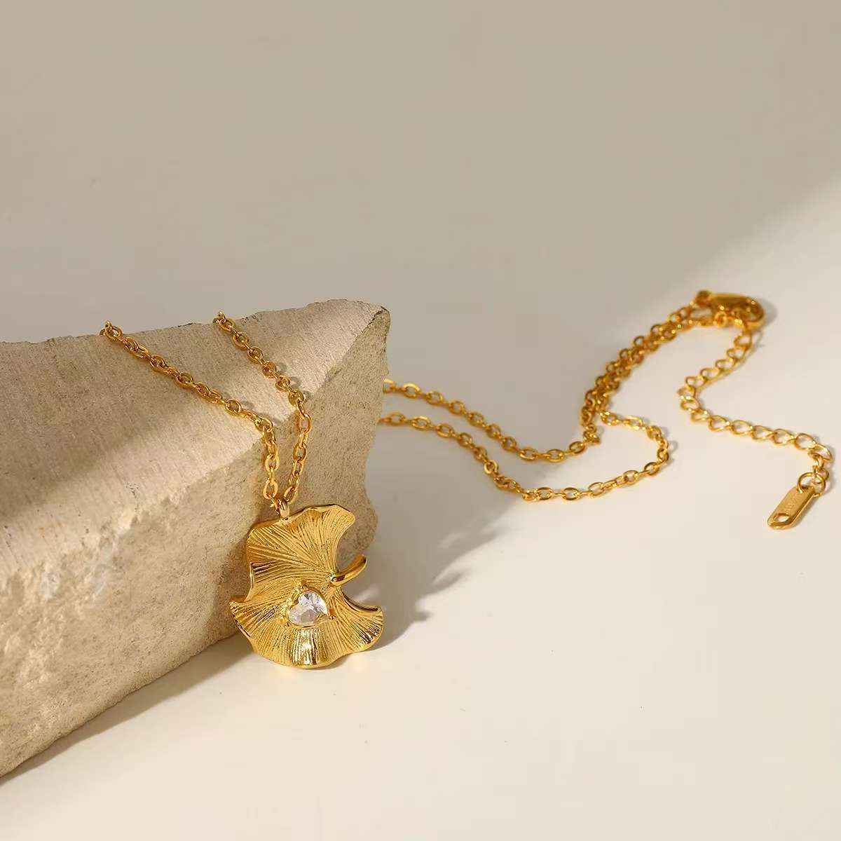 Heart Shape Jewelry Set For Valentine's Day Featuring 304 Stainless Steel With 18K Real Gold Plated And Zircon Inlay On Cable Chain