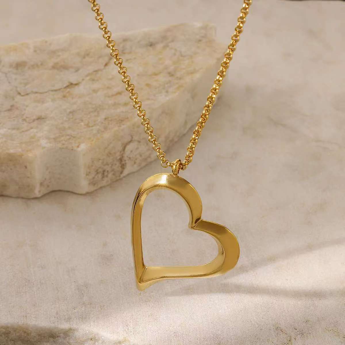 Heart Shape Jewelry Set For Valentine's Day Featuring 304 Stainless Steel With 18K Real Gold Plated And Zircon Inlay On Cable Chain