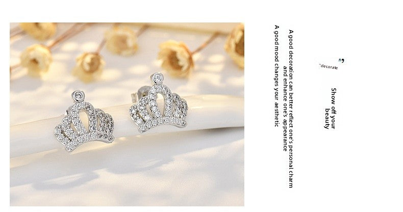 Crown For Women Copper Stud Earrings In Silver