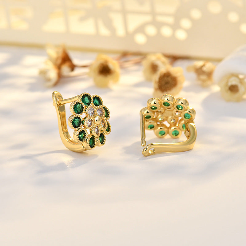 Copper Flowers Stud Earrings For Women In Silver, Elegant Ear Clutches