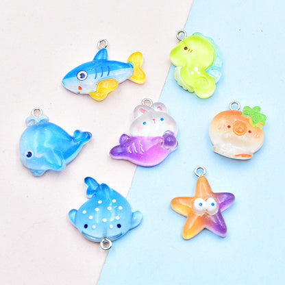 Ocean Resin Key Chain Featuring Love Charms, Stylish Pendant Accessory