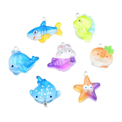 Ocean Resin Key Chain Featuring Love Charms, Stylish Pendant Accessory