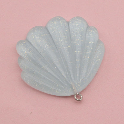 Marine Style Resin Shell Love Charms Pendant In Transparent Color