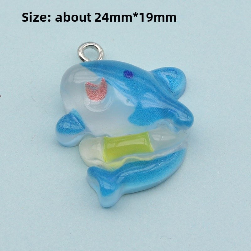 Ocean Resin Key Chain Featuring Love Charms, Stylish Pendant Accessory