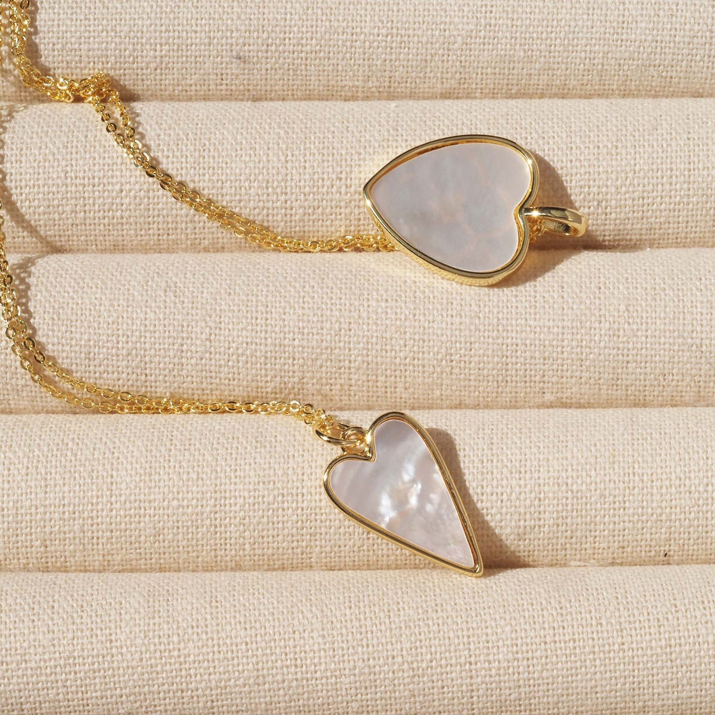 Heart Shape Pendant For Love Charms In Golden Copper Featuring Electroplating Craft
