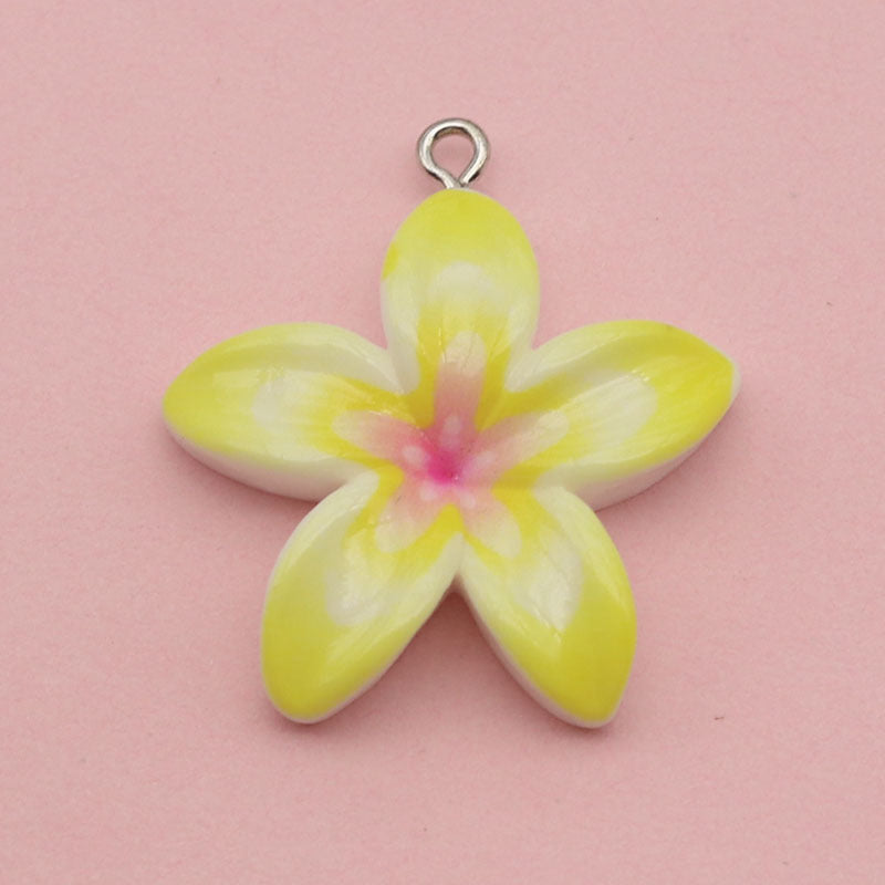 Ombre Resin Love Charms Pendant Featuring Beautiful Gradient Colors For Stylish Accessories