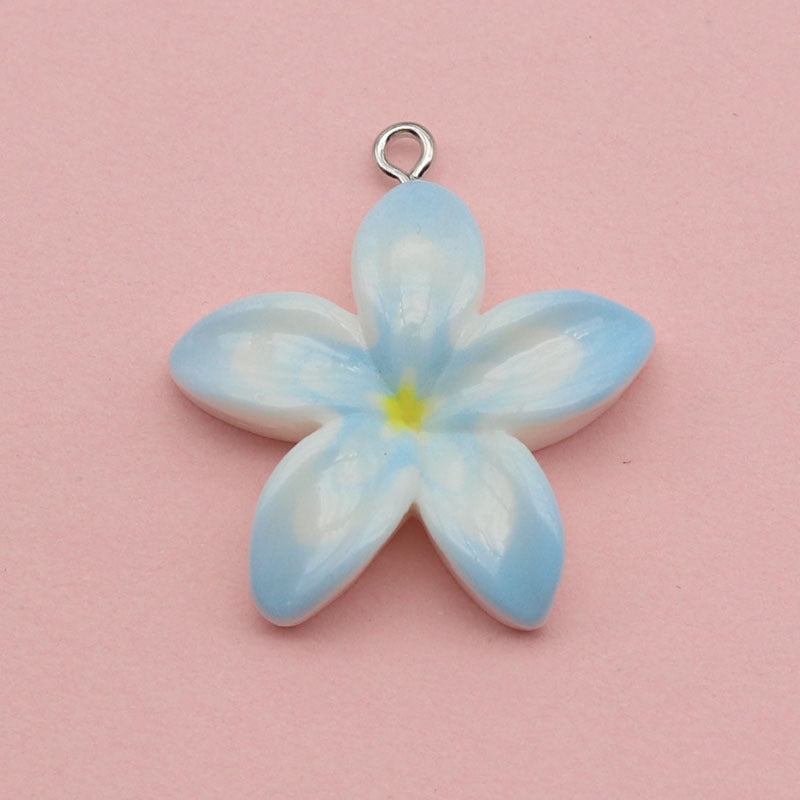 Ombre Resin Love Charms Pendant Featuring Beautiful Gradient Colors For Stylish Accessories