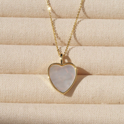 Heart Shape Pendant For Love Charms In Golden Copper Featuring Electroplating Craft