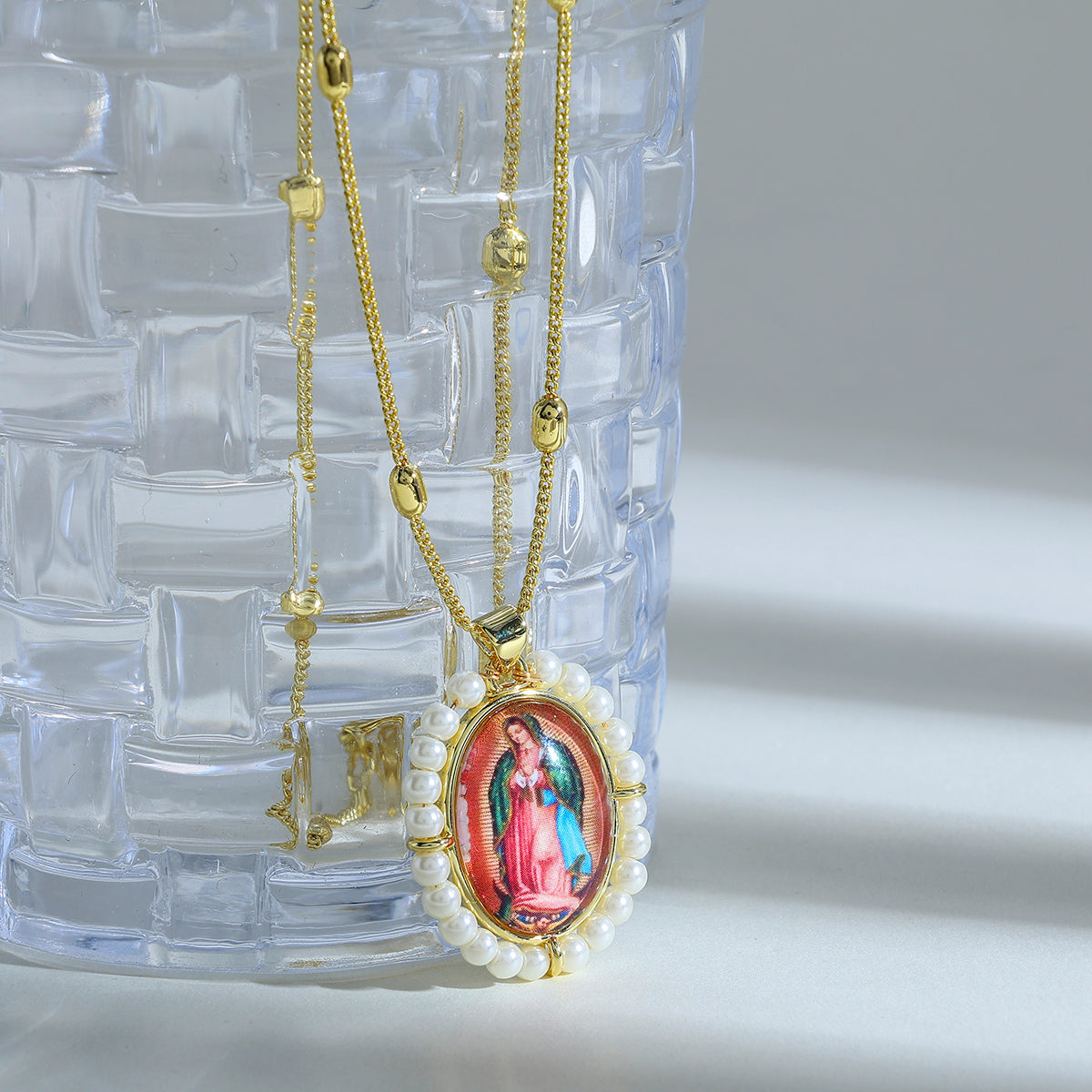 Polished Portrait Pendant Necklace For Women In Copper With 18K Real Gold Plated Finish And Beaded Chain