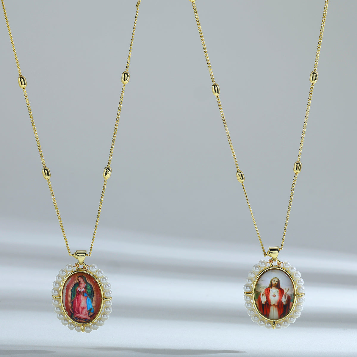 Polished Portrait Pendant Necklace For Women In Copper With 18K Real Gold Plated Finish And Beaded Chain