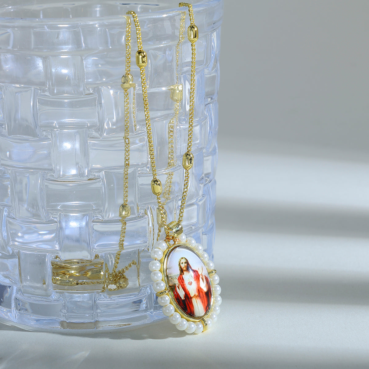 Polished Portrait Pendant Necklace For Women In Copper With 18K Real Gold Plated Finish And Beaded Chain