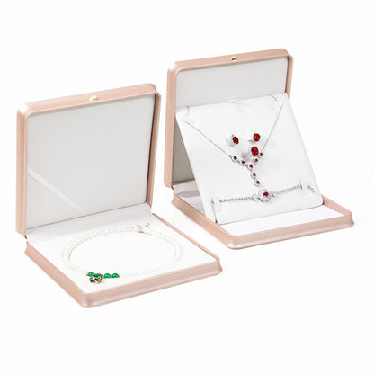 Plastic Necklace Box For Love Charms, 1 Piece, White Jewelry Packaging