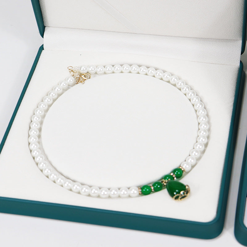 Plastic Necklace Box For Love Charms, 1 Piece, White Jewelry Packaging
