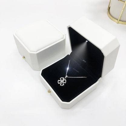 1 Piece White PU Leather Ring Box For Jewelry Packaging Featuring Love Charms Design