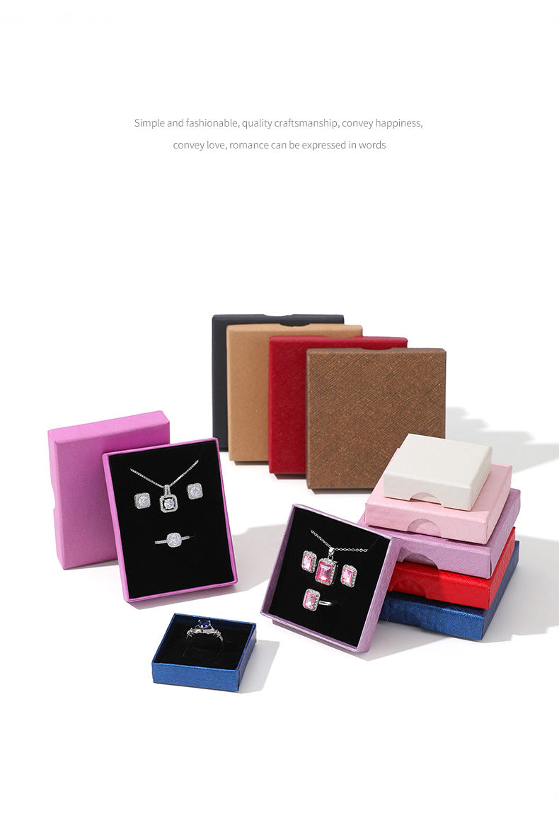 1 Piece Synthetic Jewelry Box In White Featuring Love Charms Design For Elegant Jewelry Storage