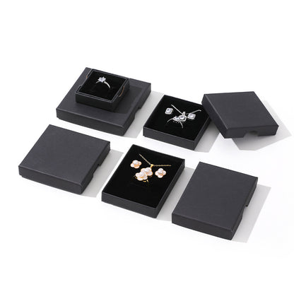 1 Piece Synthetic Jewelry Box In White Featuring Love Charms Design For Elegant Jewelry Storage