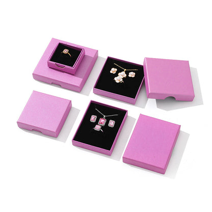1 Piece Synthetic Jewelry Box In White Featuring Love Charms Design For Elegant Jewelry Storage