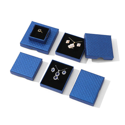1 Piece Synthetic Jewelry Box In White Featuring Love Charms Design For Elegant Jewelry Storage